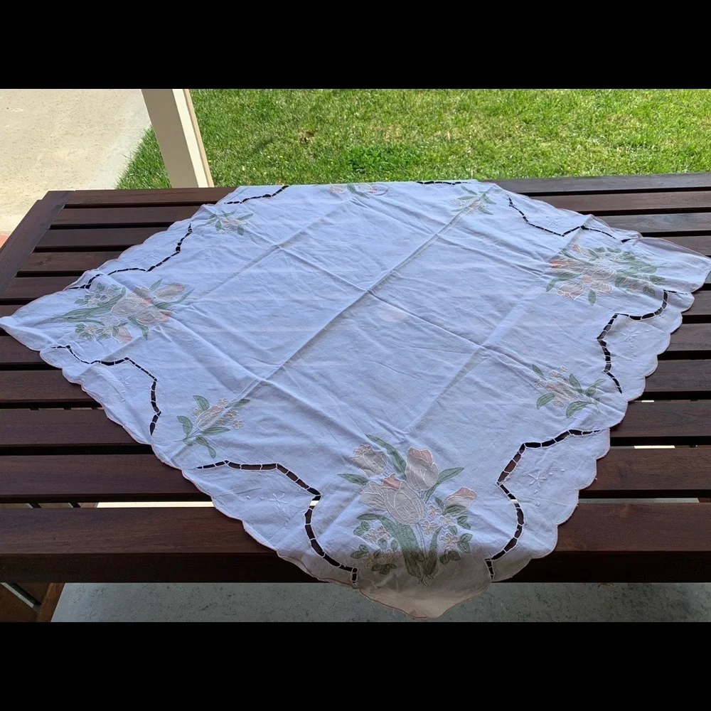 Table cloth